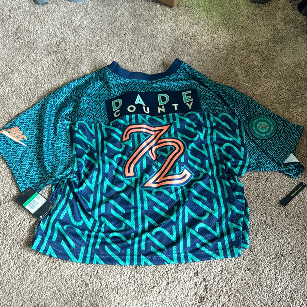 NWT Nike Miami 302 Dade County jersey loose fit size XL